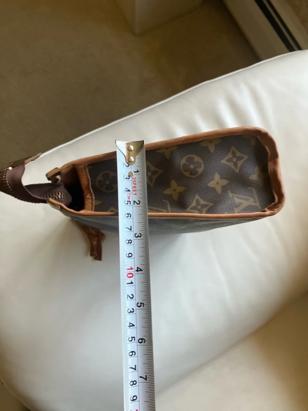 Louis Vuitton Monogram French Company, clutch, cosmetic case,  Pouch, insert - Picture 10 of 13